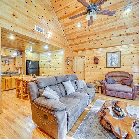 Broken Bow Rental Cabin With Hot Tub And Bar Exteriör bild