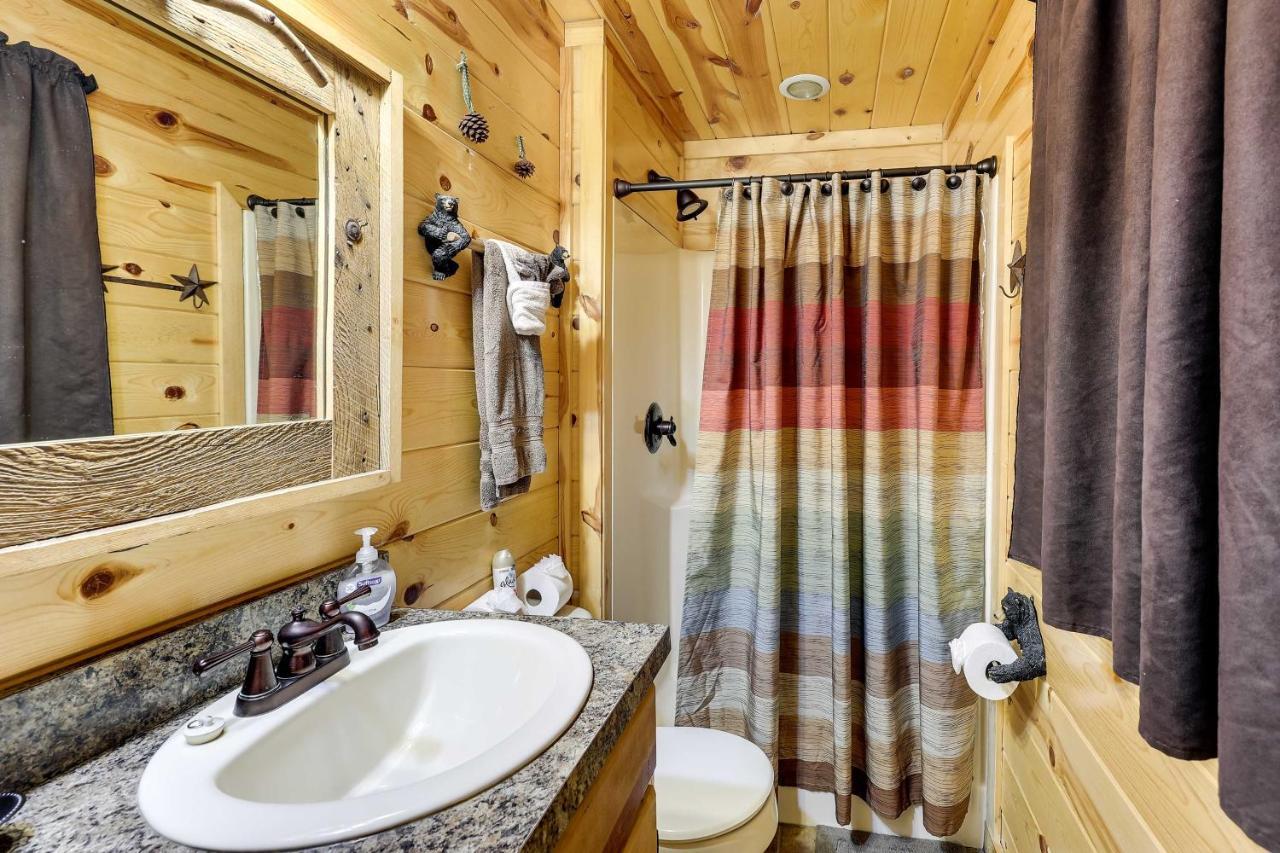 Broken Bow Rental Cabin With Hot Tub And Bar Exteriör bild